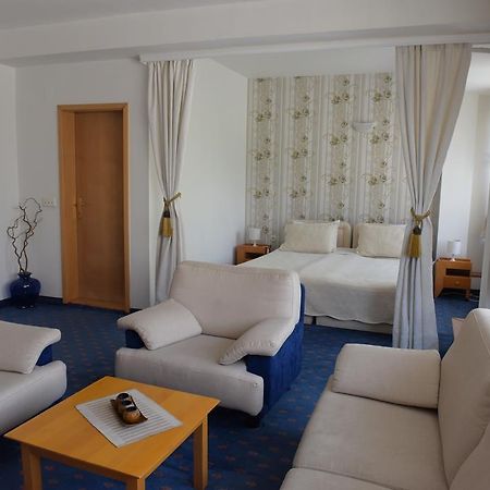 Hotel Residence Inn Скопье Экстерьер фото