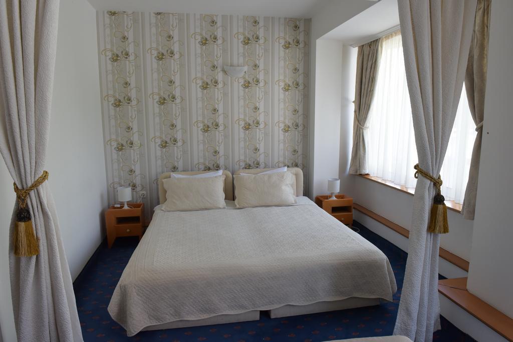 Hotel Residence Inn Скопье Экстерьер фото