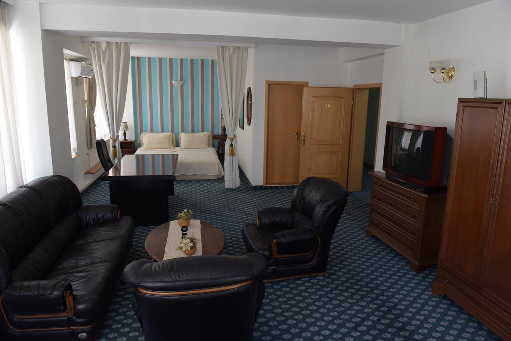 Hotel Residence Inn Скопье Экстерьер фото