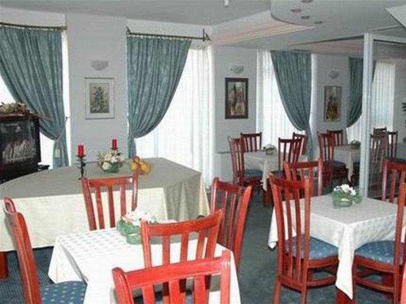 Hotel Residence Inn Скопье Экстерьер фото